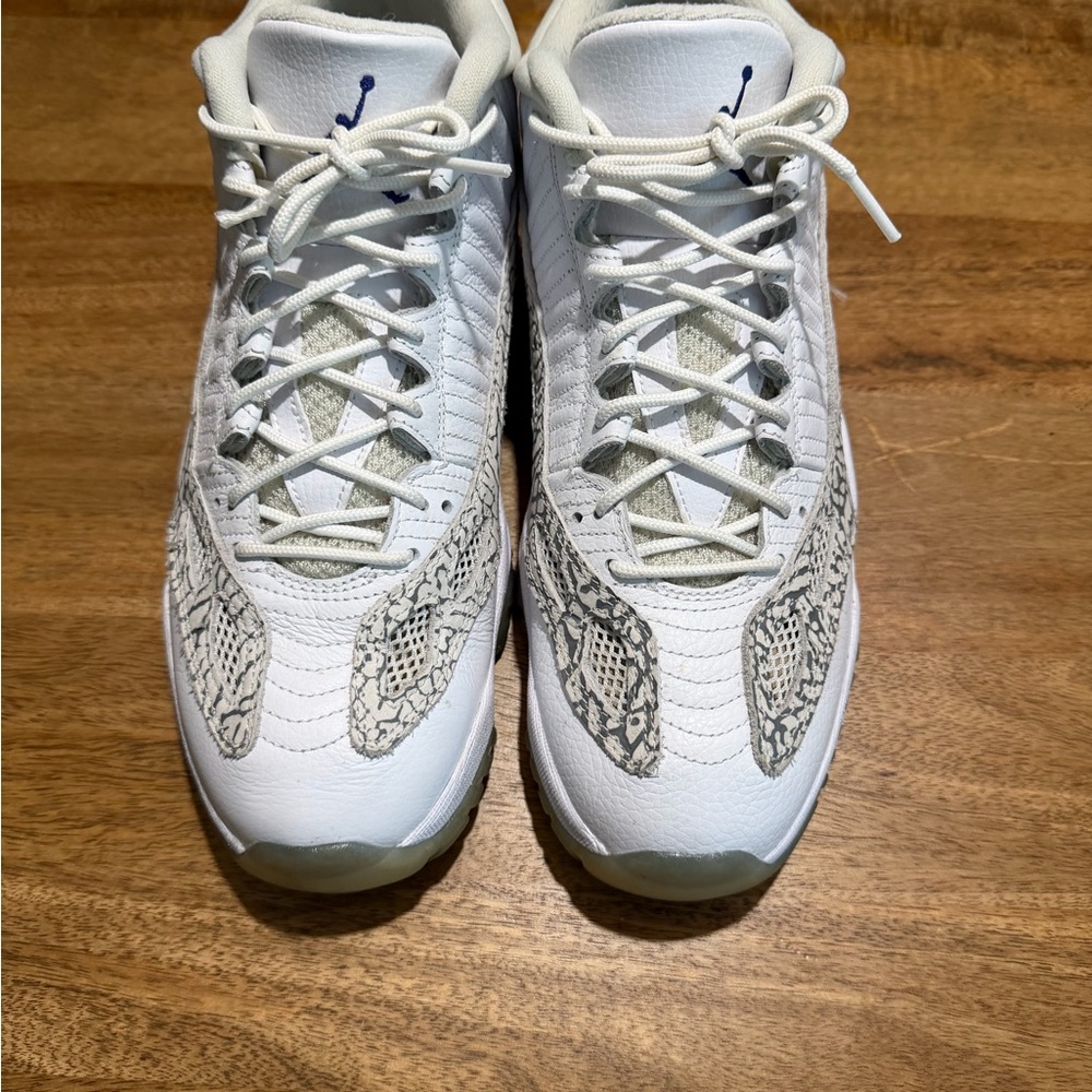 Jordan 11 Low - Cobalt